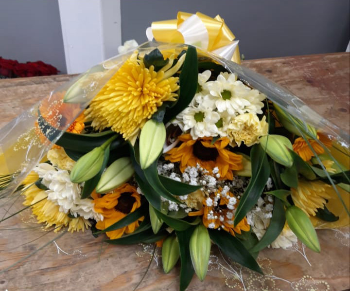 Christmas Presentation Bouquets Bristol florist XMASPB12
