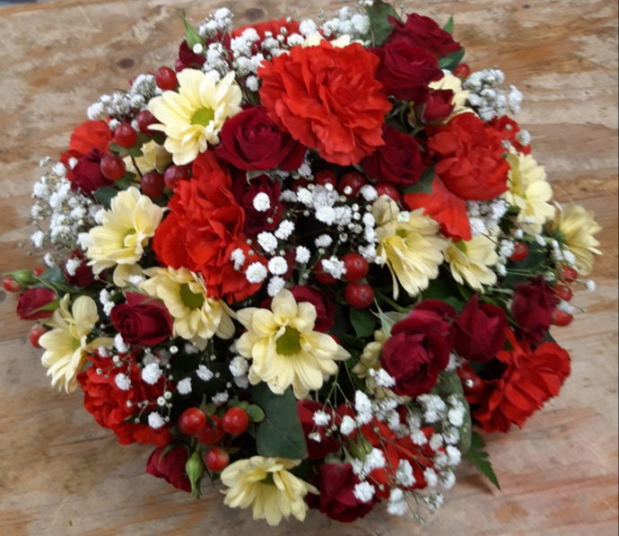 Christmas Table Arrangements Bristol florist XMASTA5