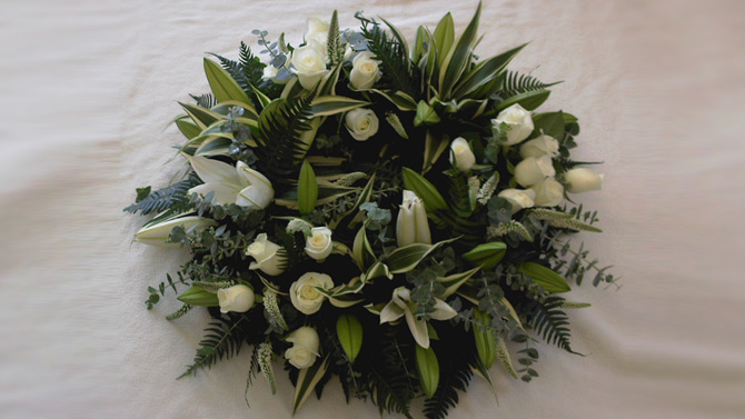 Funeral wreath green white florist north Bristol florist FW1