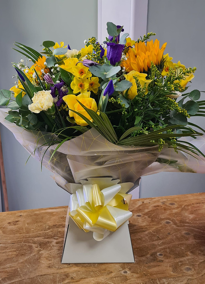 Mother's Day aqua gift boxes Bristol florist MAB30
