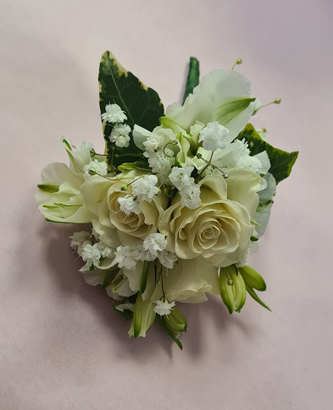 Wedding flowers corsage WC11