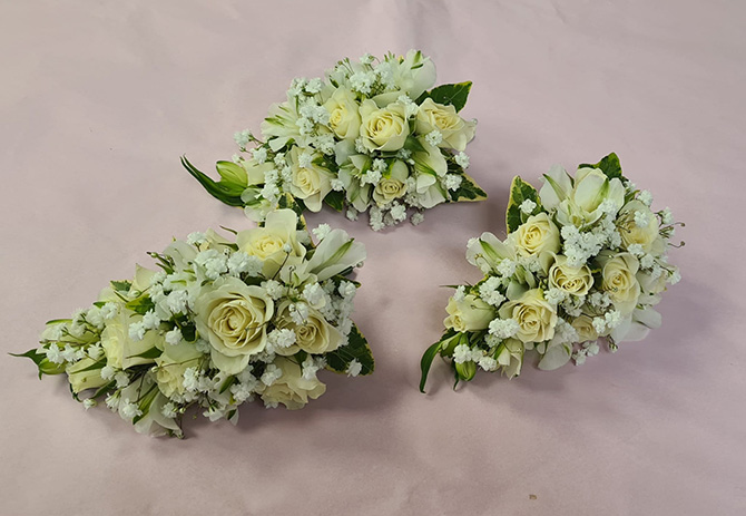 Wedding flowers corsage WC14
